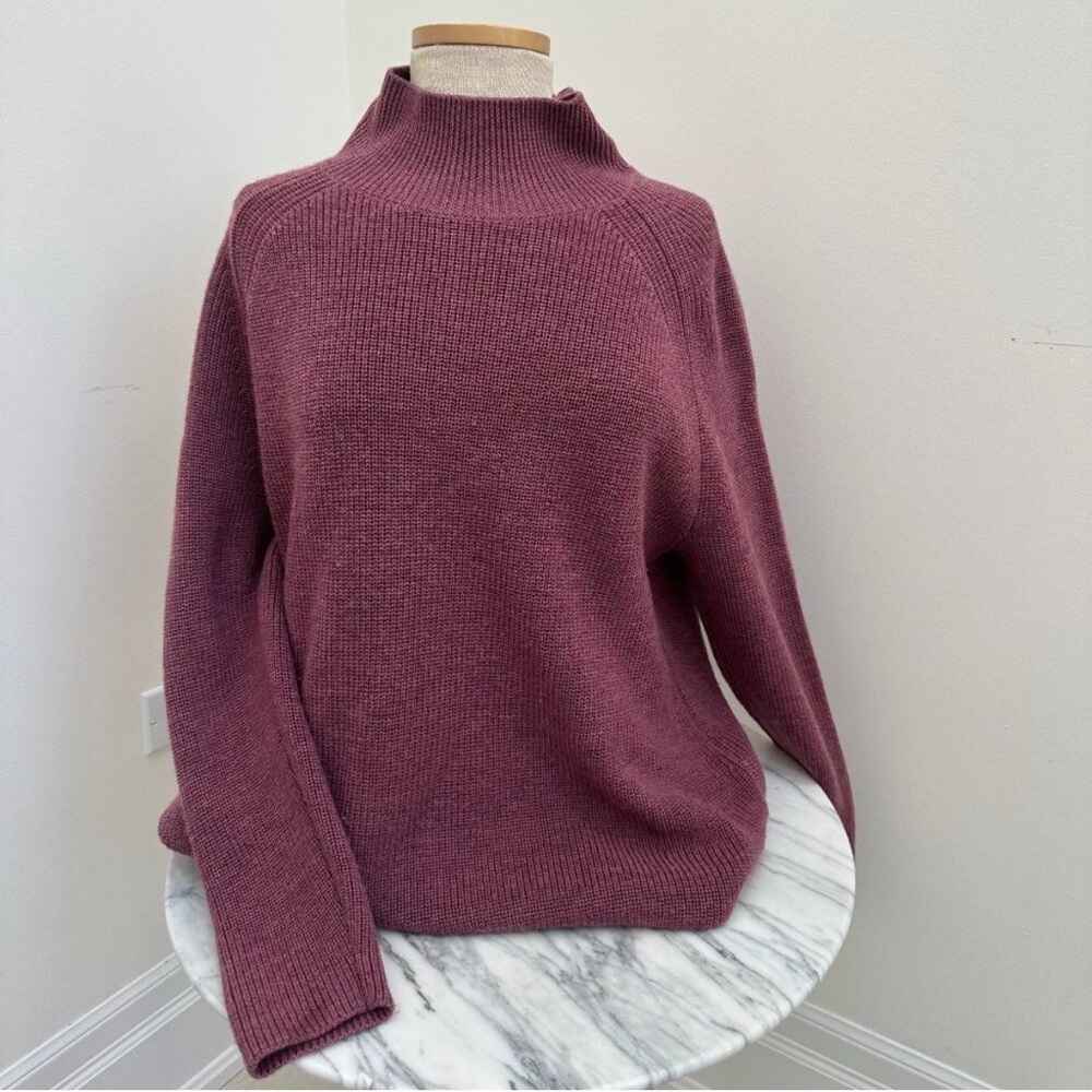 Women's mauve Sweater
